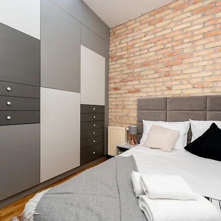 Park Krakowski Loft Apartment Krakow